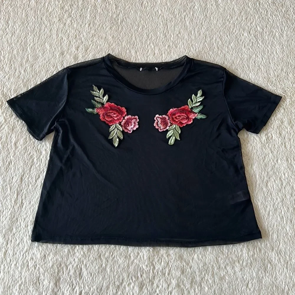 Black mesh rose embroidered shirt size small - Picture 4 of 16